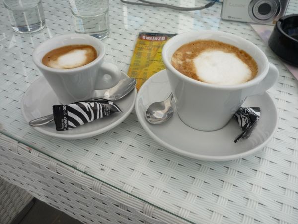 The Best v Seget Donji malé a velké espresso